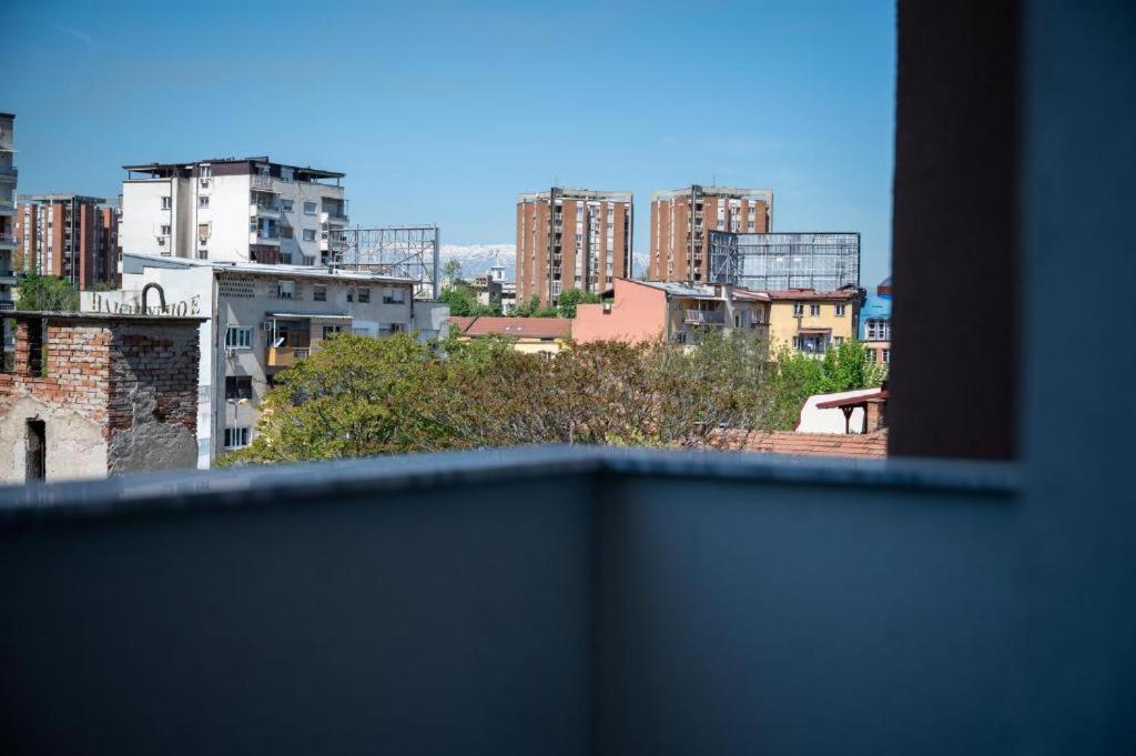 New 1 Bedroom Apt In Skopje City Center - Free Parking Екстер'єр фото
